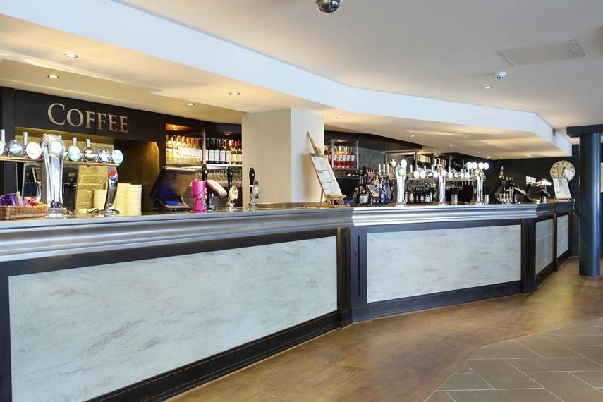 The Angel Hotel Wetherspoon ウィットビー エクステリア 写真