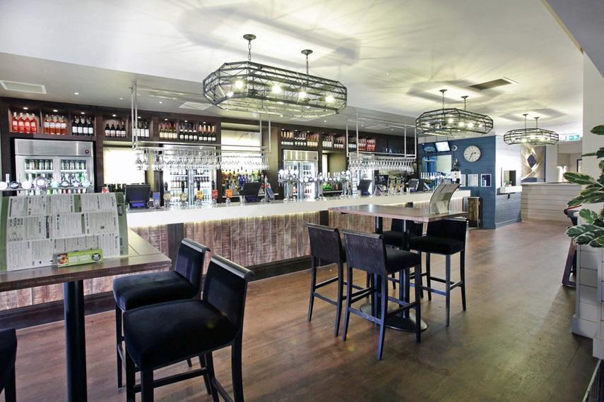 The Angel Hotel Wetherspoon ウィットビー エクステリア 写真