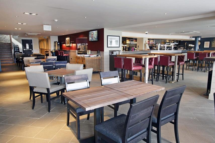 The Angel Hotel Wetherspoon ウィットビー エクステリア 写真