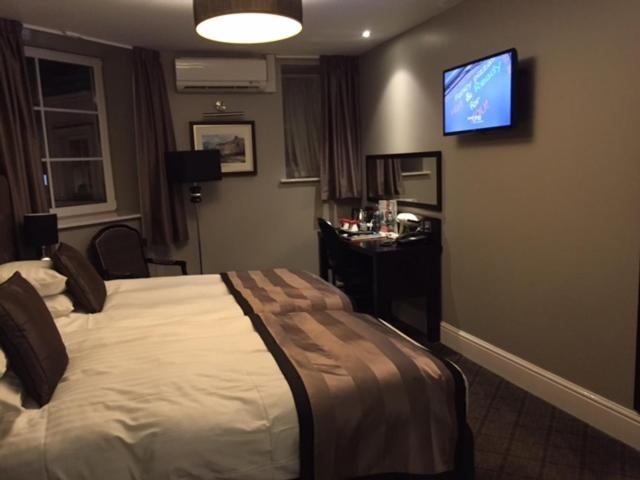 The Angel Hotel Wetherspoon ウィットビー エクステリア 写真